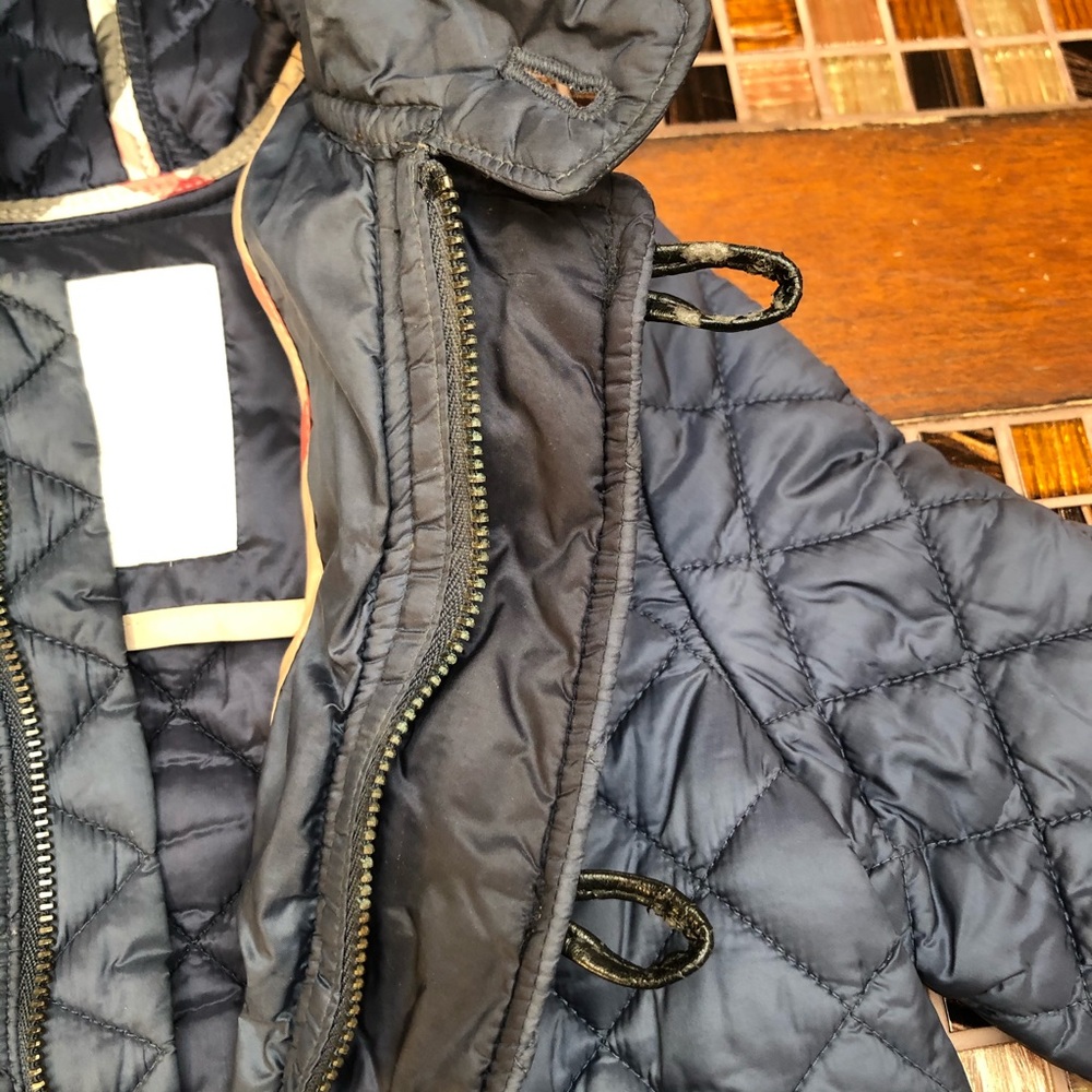 Burberry Quilted Toggle Winter Coat - Picture 6 of 8